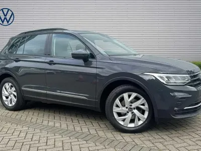 Used VW Tiguan Life 150 HP (110 kW) 2022 Grey SUV