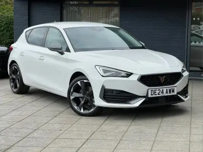 Usado Cupra Leon 150 CV (110 kW) 2024 Blanco Utilitario