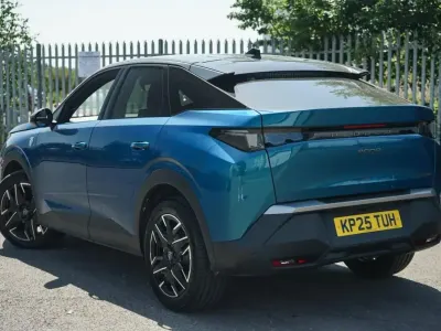 Used Peugeot 3008 GTi 134 HP (98 kW) 2025 Blue SUV