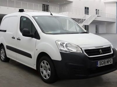 used Peugeot Partner 1.6HDi [100PS] 850 L1H1 SWB PROFESSIONAL [A/C][RACKING]