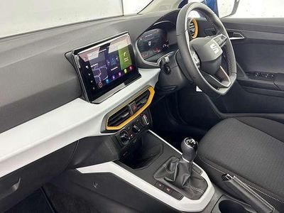 Used Seat Arona SE Technology 94 HP (69 kW) 2024 Blue SUV