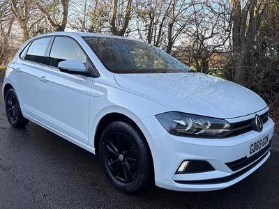 White Used 2019 VW Polo SE Hatchback | £10,950 (Fair price)