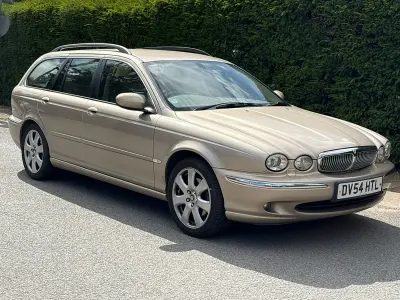 Used Jaguar X-type SE 130 HP (95 kW) 2004 Beige Estate