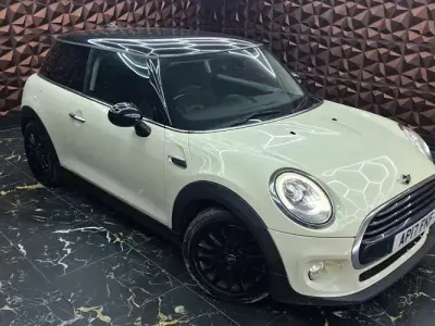 Used Mini Cooper Hatch 136 HP (100 kW) 2017 Silver Hatchback