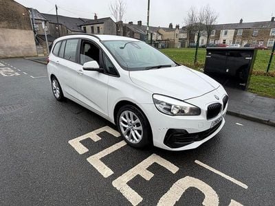 Begagnad BMW 218 2018 Vit Kombi