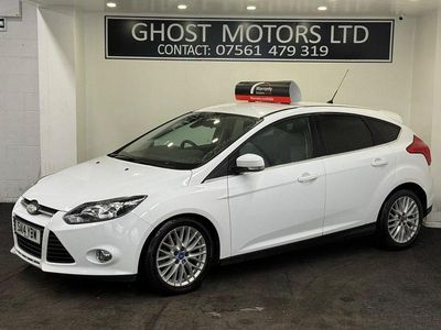 Used Ford Focus Zetec 2014 White Hatchback