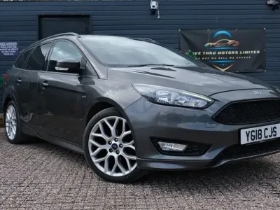 Begagnad Ford Focus ST-Line 140 HK (102 kW) 2018 Grå Kombi