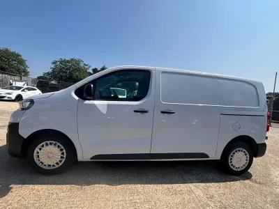Used Peugeot Expert Premium 2023 White Van