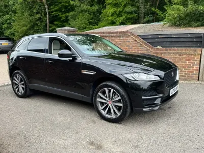 Used Jaguar F-Pace Portfolio 180 HP (132 kW) 2018 Black SUV