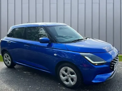 Używany Suzuki Swift 2024 Niebieski Hatchback