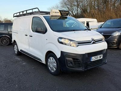 Used Citroën Dispatch 120 HP (88 kW) 2019 White MPV