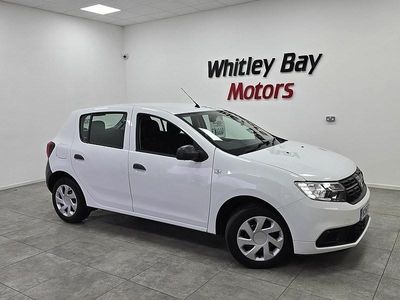 White Used 2018 Dacia Sandero Essentiel Hatchback | £4,990 (Fair price)