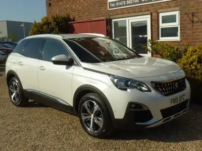 Used Peugeot 3008 Allure 130 HP (95 kW) 2019 White SUV