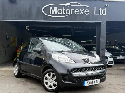 Second-hand Peugeot 107 68 CP (50 kW) 2011 Negru Hatchback