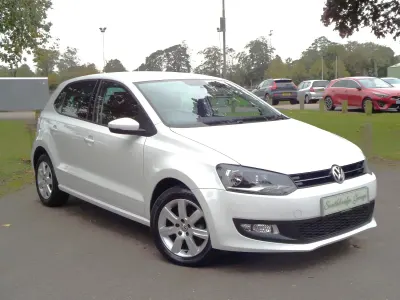 Used VW Polo Edition 70 HP (51 kW) 2014 Candy white Hatchback