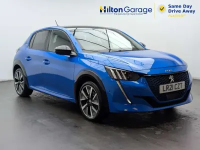 Second-hand Peugeot e-208 Premium 100 kW (136 CP) 2021 Albastru Hatchback