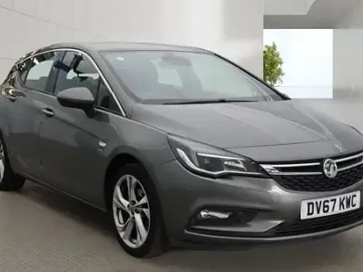 Used Vauxhall Astra SRi 105 HP (77 kW) 2017 Grey Hatchback
