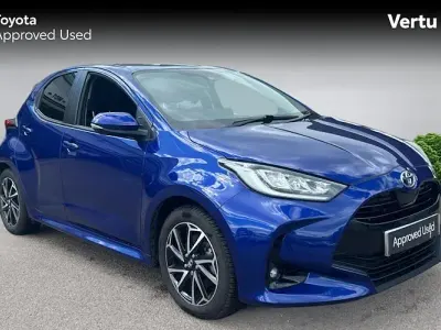 Usata Toyota Yaris Hybrid