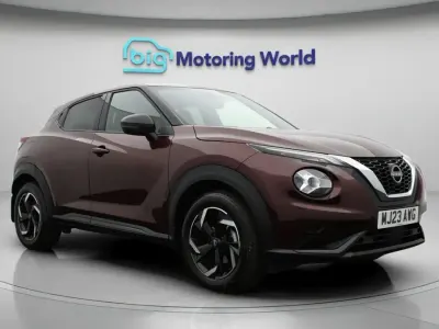 Gebraucht Nissan Juke N-Connecta 114 PS (83 kW) 2023 Rot SUV