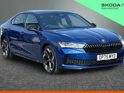 Used Skoda Superb SportLine 150 HP (110 kW) 2025 Cobalt blue metallic Hatchback