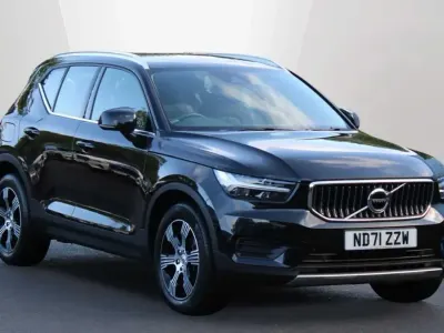 Used Volvo XC40 Inscription 197 HP (144 kW) 2022 Black SUV