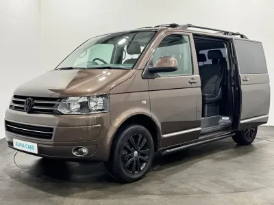Used VW Caravelle Executive 180 HP (132 kW) 2014 Brown Van