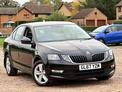 Black Used 2017 Skoda Octavia SE Hatchback | £6,994 (A bit pricey)