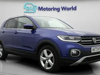 Usado VW T-Cross SEL 110 HP (80 kW) 2023 Azul SUV