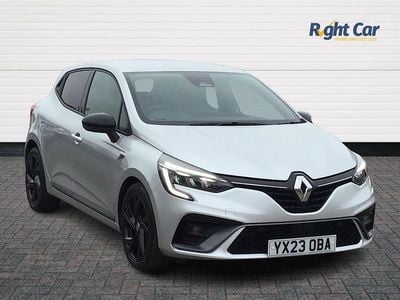 Used Renault Clio V RS Line 90 HP (66 kW) 2023 Silver Hatchback