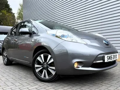 Used Nissan Leaf Tekna 30 kW (41 HP) 2016 Hatchback