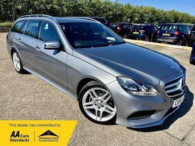 Begagnad Mercedes E220 AMG line 2014 Silver Kombi