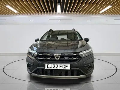 Begagnad Dacia Sandero Essentiel 90 HK (66 kW) 2022 Grå Halvkombi
