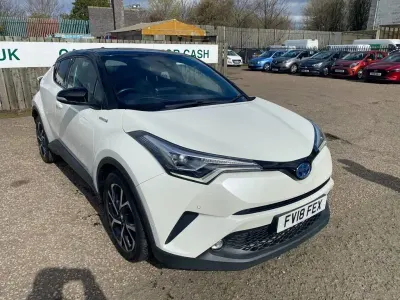 Used Toyota C-HR 122 HP (89 kW) 2018 White SUV