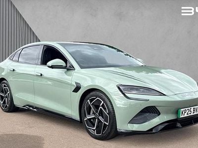 Metallic shadow green Used 2025 BYD Seal Design Sedan | £29,374 (Fair price)