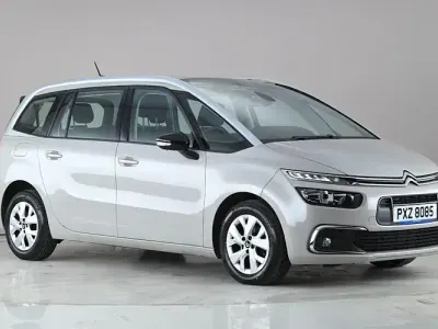 Used Citroën C4 SpaceTourer Live 131 HP (96 kW) 2021 Beige MPV