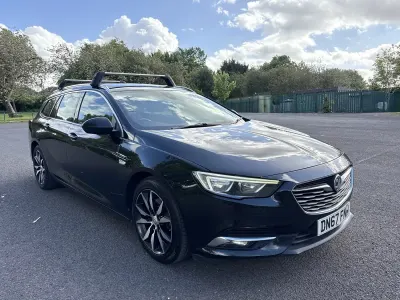 Begagnad Vauxhall Insignia 170 HK (125 kW) 2017 Svart Kombi