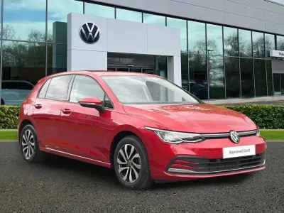 Used VW Golf VIII Active 130 HP (95 kW) 2021 Red Hatchback