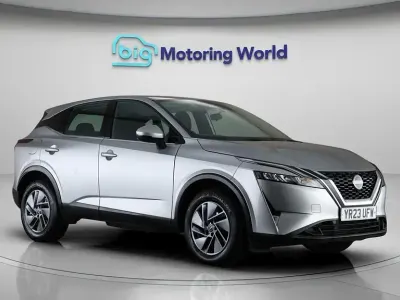Used Nissan Qashqai Acenta Premium 140 HP (102 kW) 2023 Silver SUV