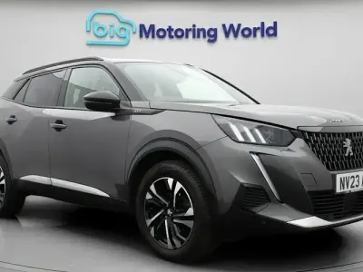 Used Peugeot 2008 GT 131 HP (96 kW) 2023 Grey SUV
