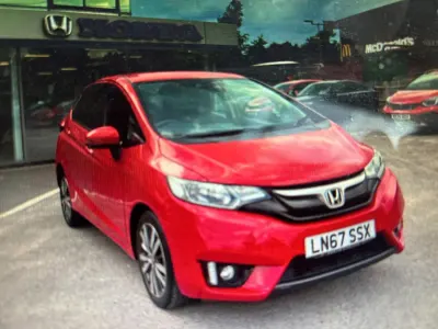 Second-hand Honda Jazz EX 102 CP (75 kW) 2017 Roșu Hatchback