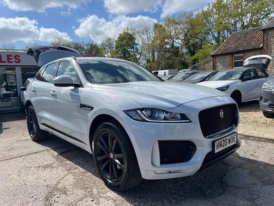 Begagnad Jaguar F-Pace Chequered Flag 180 HK (132 kW) 2020 Vit SUV