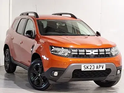 Used Dacia Duster Extreme 129 HP (94 kW) 2023 Orange SUV