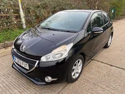Used Peugeot 208 Active 2014 Black Hatchback