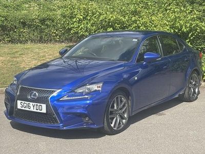 Lexus IS300h