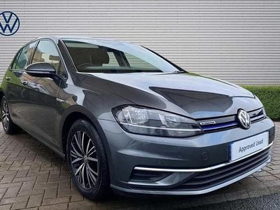 Used VW Golf VII SE 130 HP (95 kW) 2019 Grey Hatchback