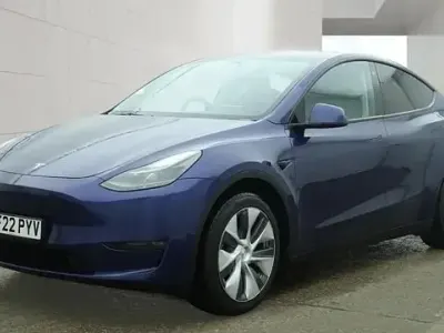 Used Tesla Model Y 282 kW (384 HP) 2022 Blue SUV