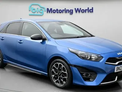 Używany Kia Ceed GT-Line 160 KM (117 kW) 2022 Niebieski Hatchback