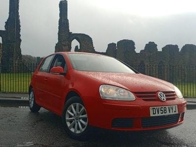 Used VW Golf VI Match 103 HP (75 kW) 2008 Red Hatchback