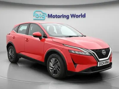 Used Nissan Qashqai Acenta Premium 158 HP (116 kW) 2024 Red SUV