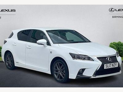Lexus CT200h